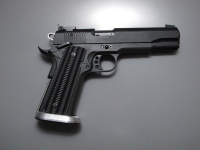 GSG 1911 pažbičky.jpg