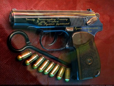 stalins-own-makarov-516.jpg